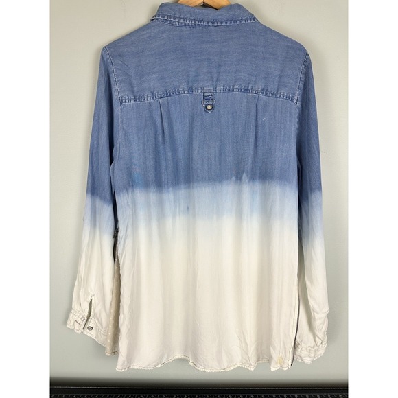 BKE Red Women's Long Sleeve Full Button Denim Ombre Shirt Top with Pockets L - Picture 2 of 6